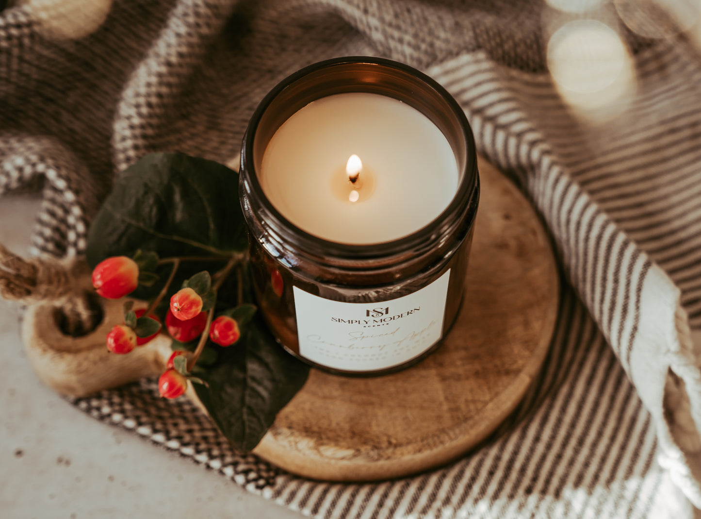 HOLIDAY Scents | 7 OZ Cotton Wick Coconut Soy Wax Candle