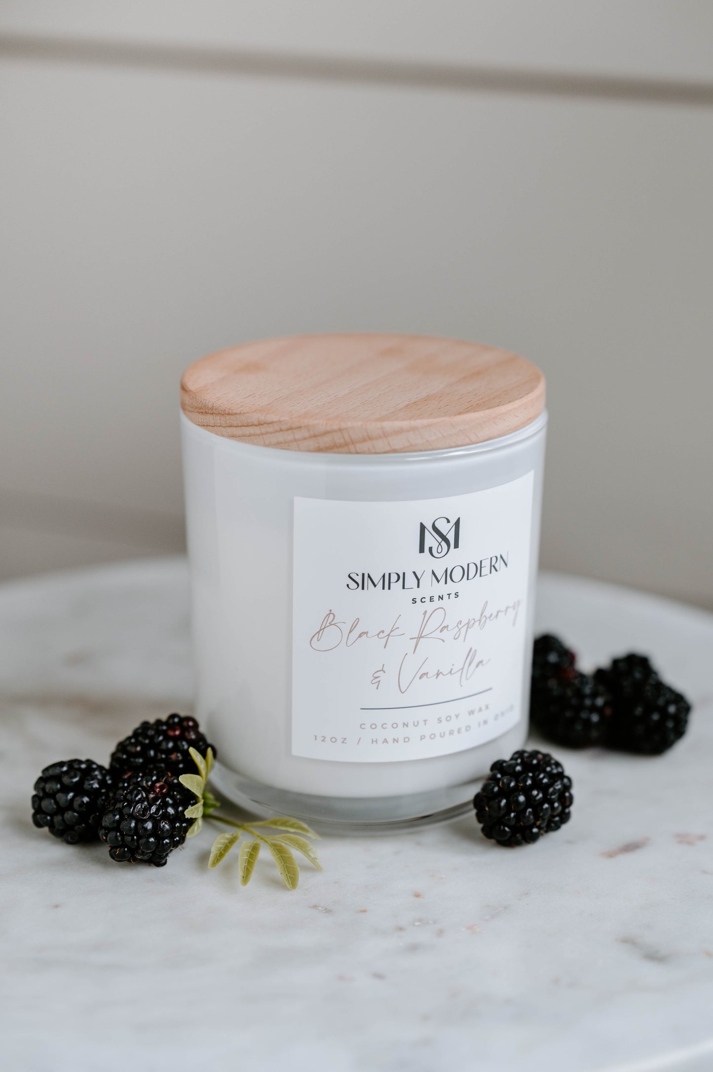Black Raspberry & Vanilla | Wood-Wick Coconut Soy Wax Candle