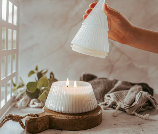 White Holiday Tree Vessel | 9 oz Coconut Soy Wax Candle