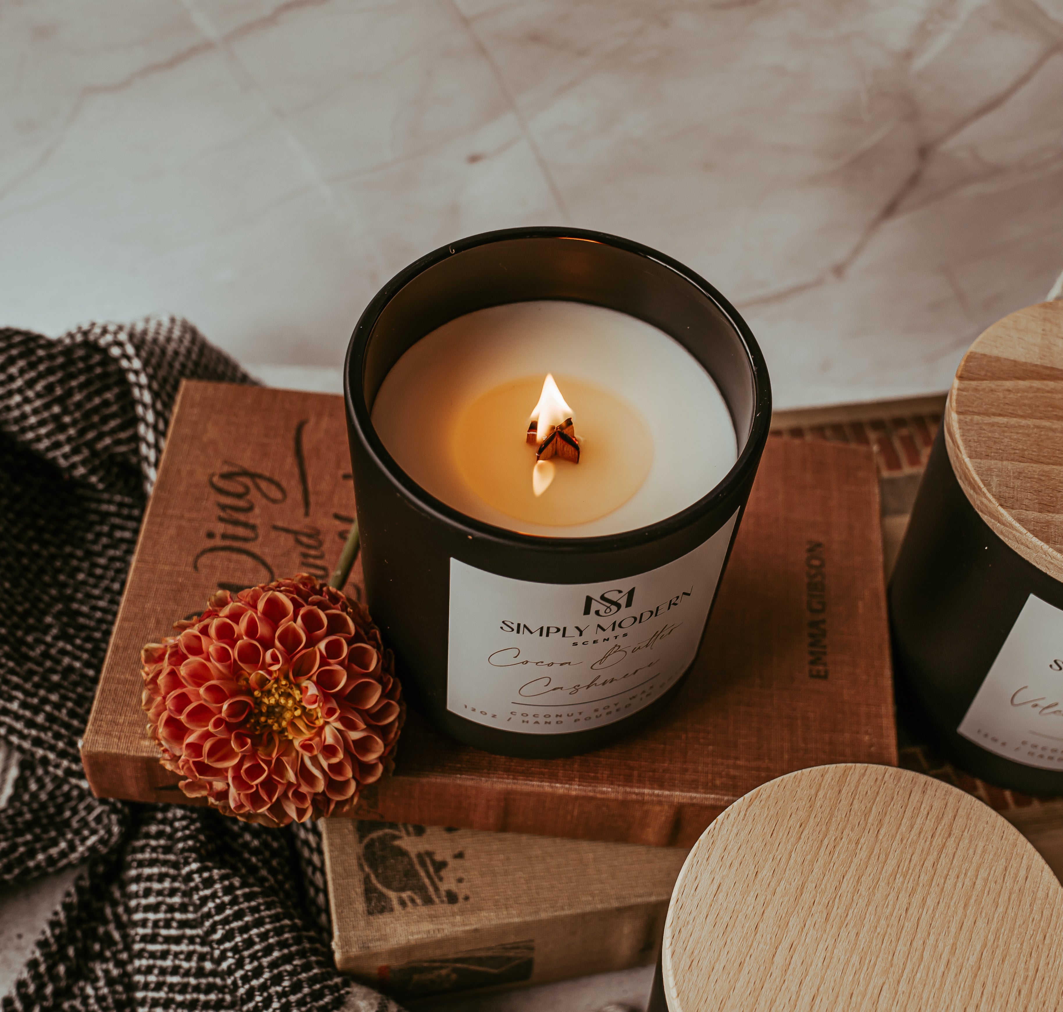 Cocoa Butter Cashmere Wood-Wick Coconut Soy Wax Candle